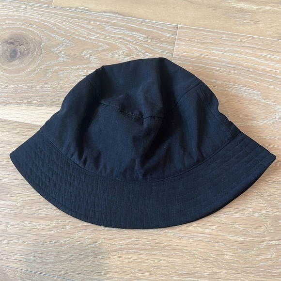 ASOS Boardmans Soft Feel Bucket Hat in Black Basic Beach Grunge Y2K Beanie - Picture 7 of 9